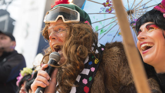 T Is moëi gewaes, bring mich maar nao hoés.